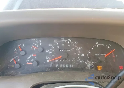 2000 Ford F250 Super Duty from USA, damaged, VIN 1FTNX20F0YEC64447